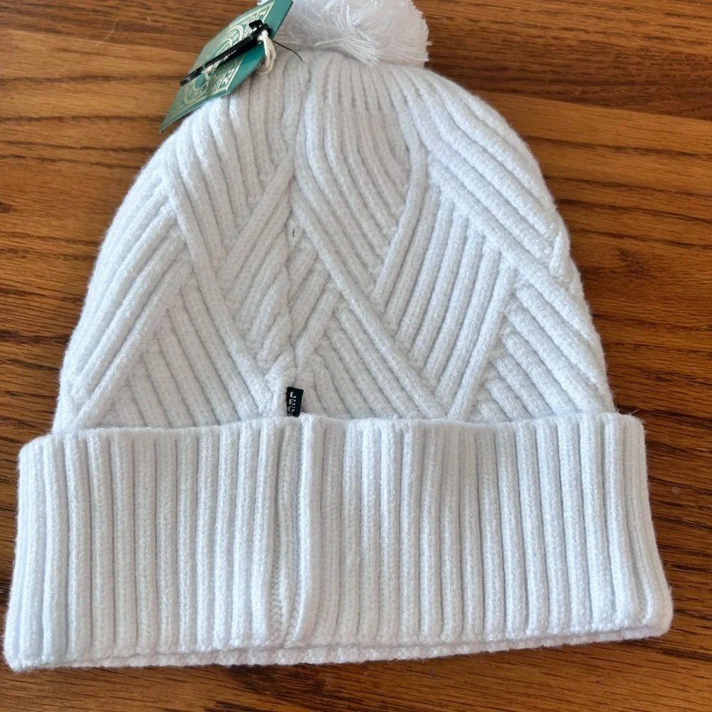 ❤️5 For $20❤️ White Legacy Girls Beanie with a  Pom Pom Patch Snow Flake   NWT